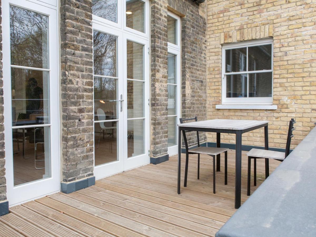 Pass The Keys - Spacious Flat With Private Sun Terrace In South East *